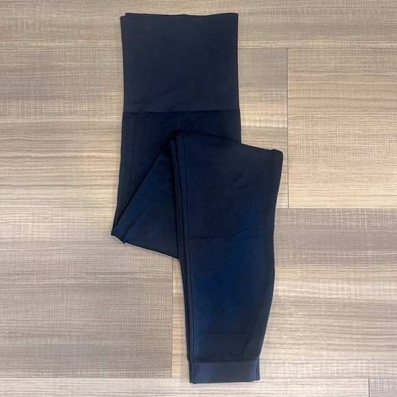 Spanx High Waisted Seamless Leggings‎ Size Large - Picture 2 of 8